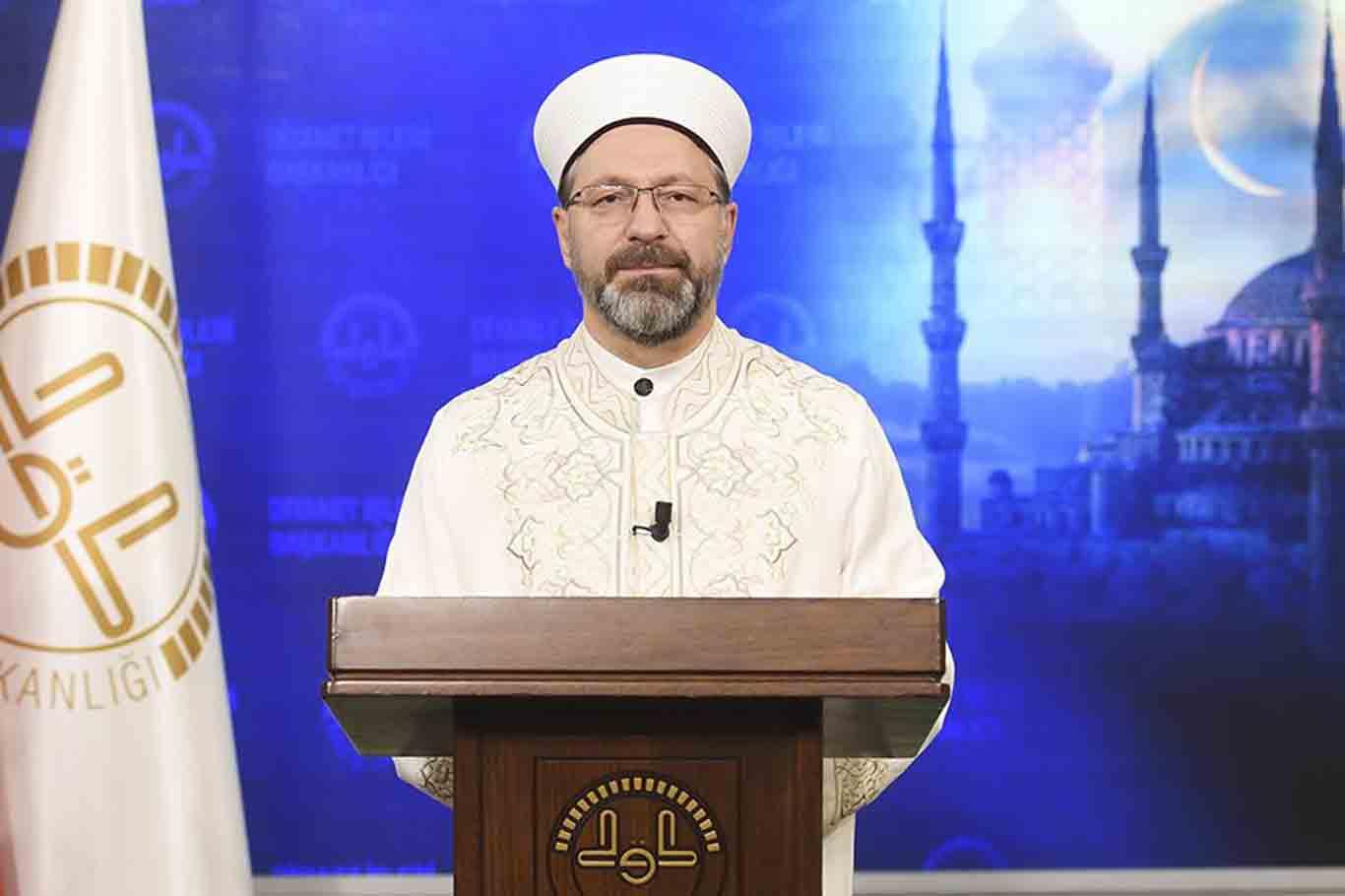 DİB Erbaş'tan teravih açıklaması: "Cemaatle namaza verilen ara Ramazan'da da sürecek"
